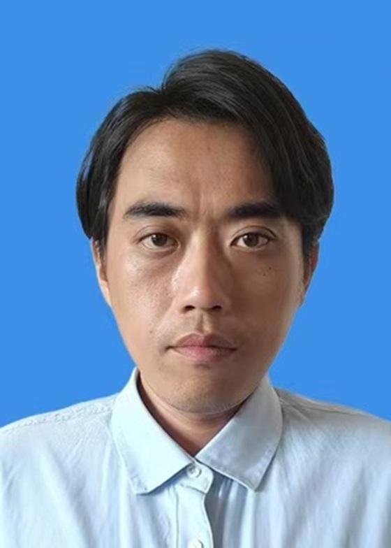 黄钟健