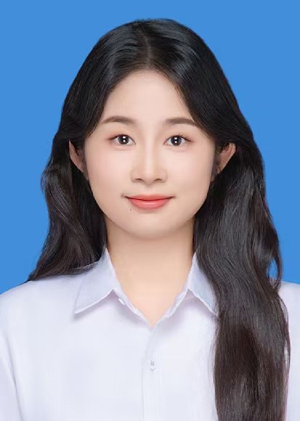 颜小英